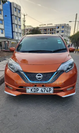 Nissan Note 2016 Orange