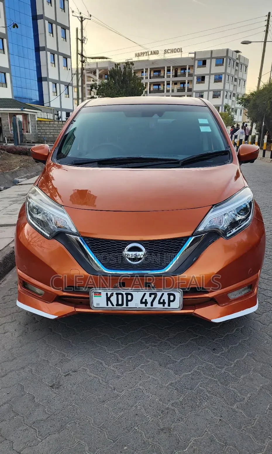 Nissan Note 2016 Orange