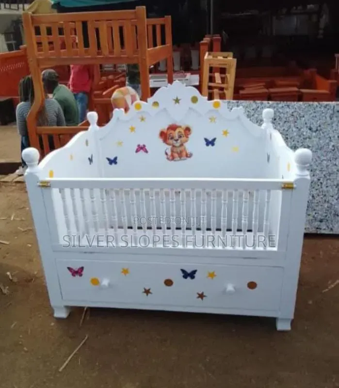 Baby Cots Bed.