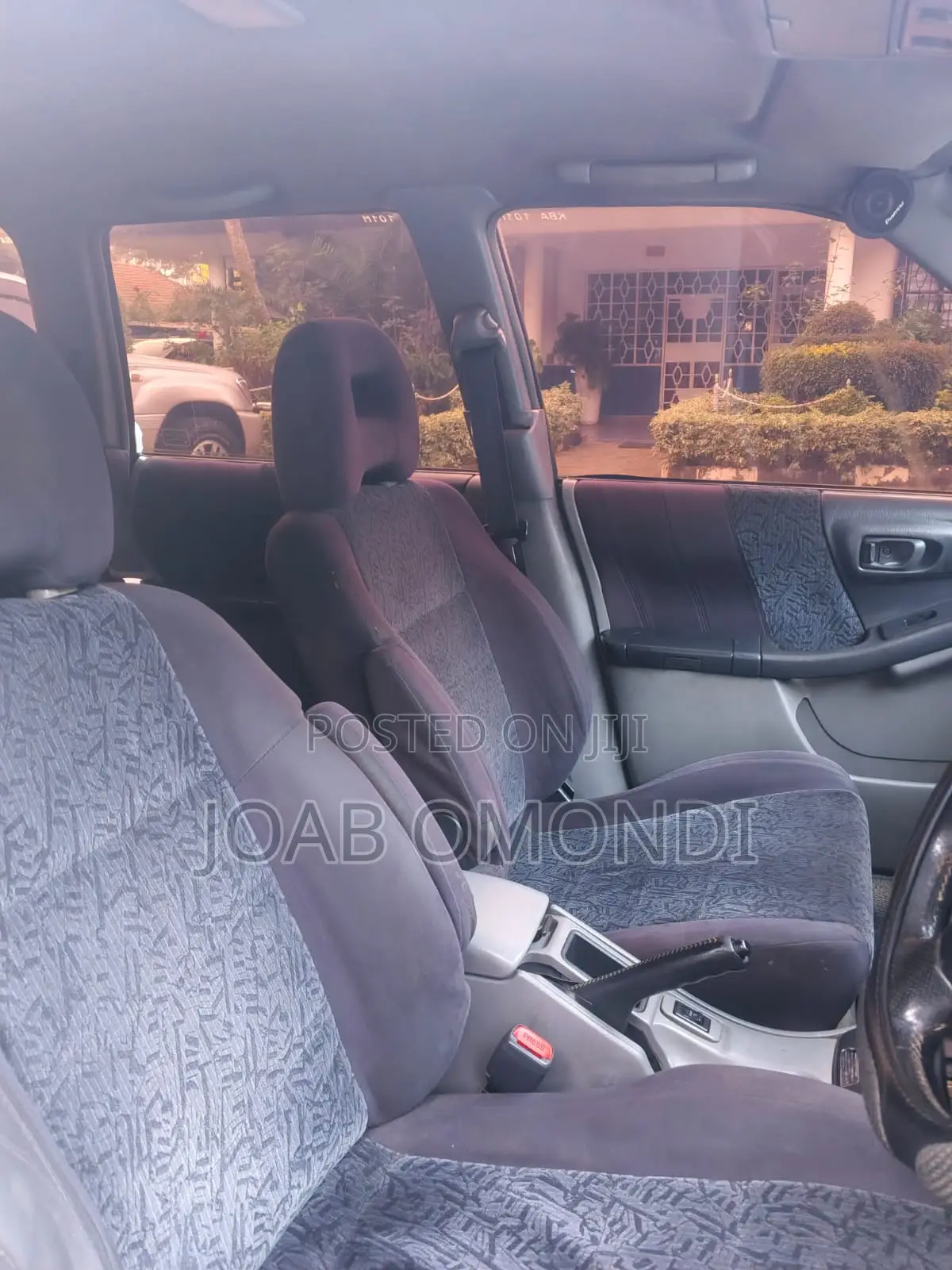 Subaru Forester 2.0 S 2000 White