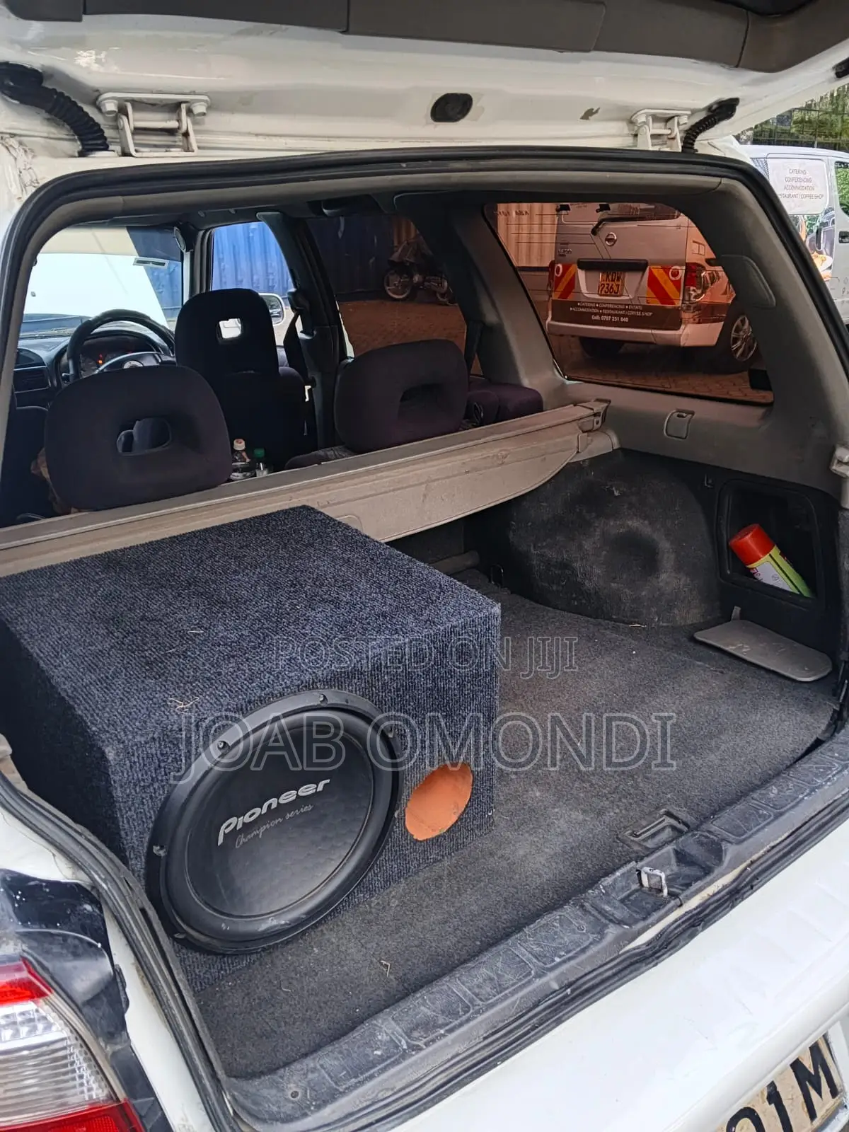 Subaru Forester 2.0 S 2000 White