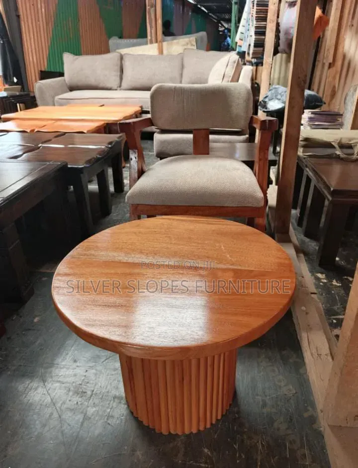 4 Seater Circle/Round Dining Table Set