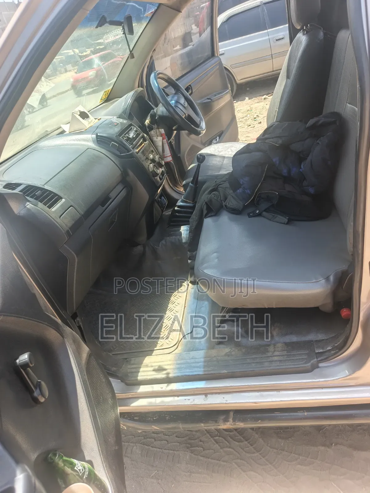 Isuzu D-MAX 2014 Brown