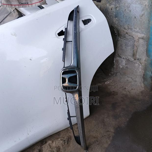 Front Upper Radiator Grille Honda Accord