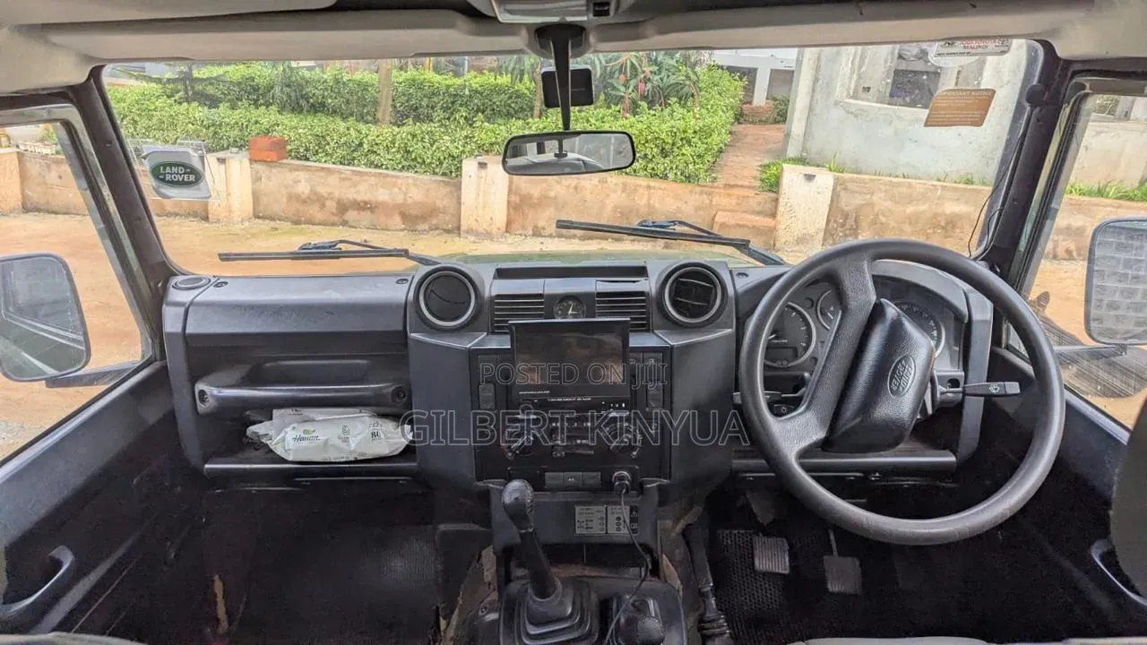 Land Rover Defender 2010 Green