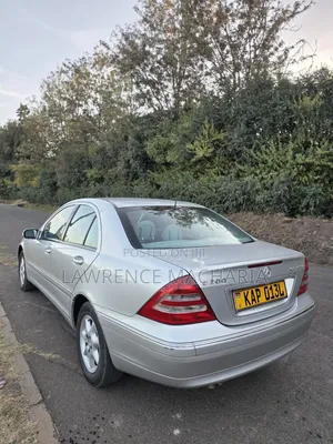 Mercedes-Benz C200 2002 Silver