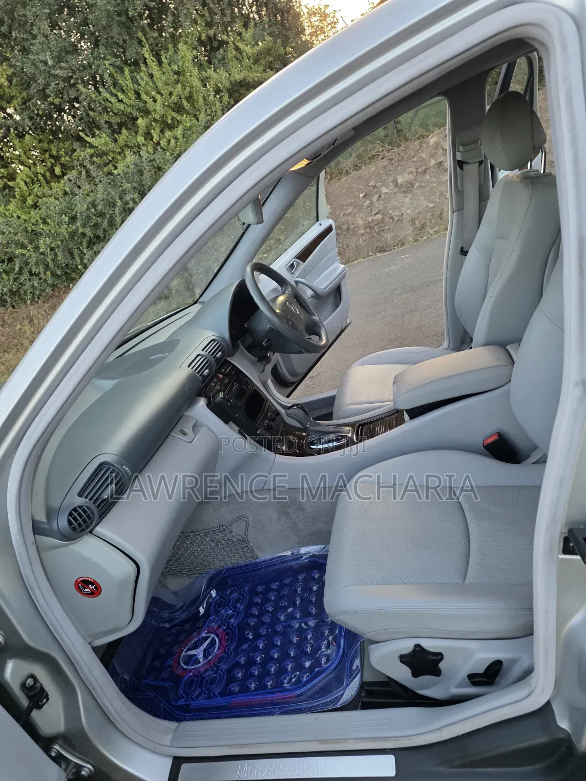 Mercedes-Benz C200 2002 Silver