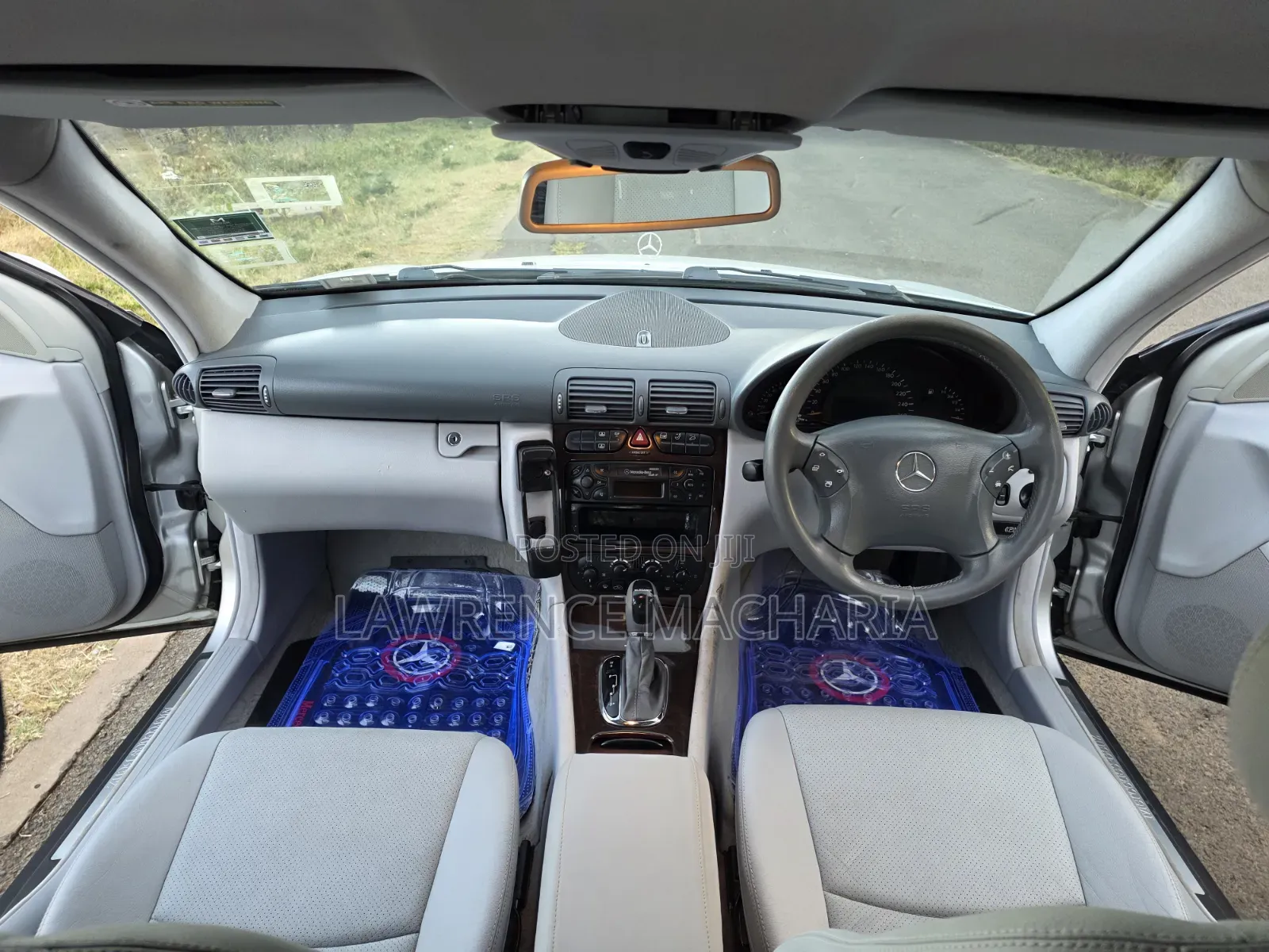 Mercedes-Benz C200 2002 Silver