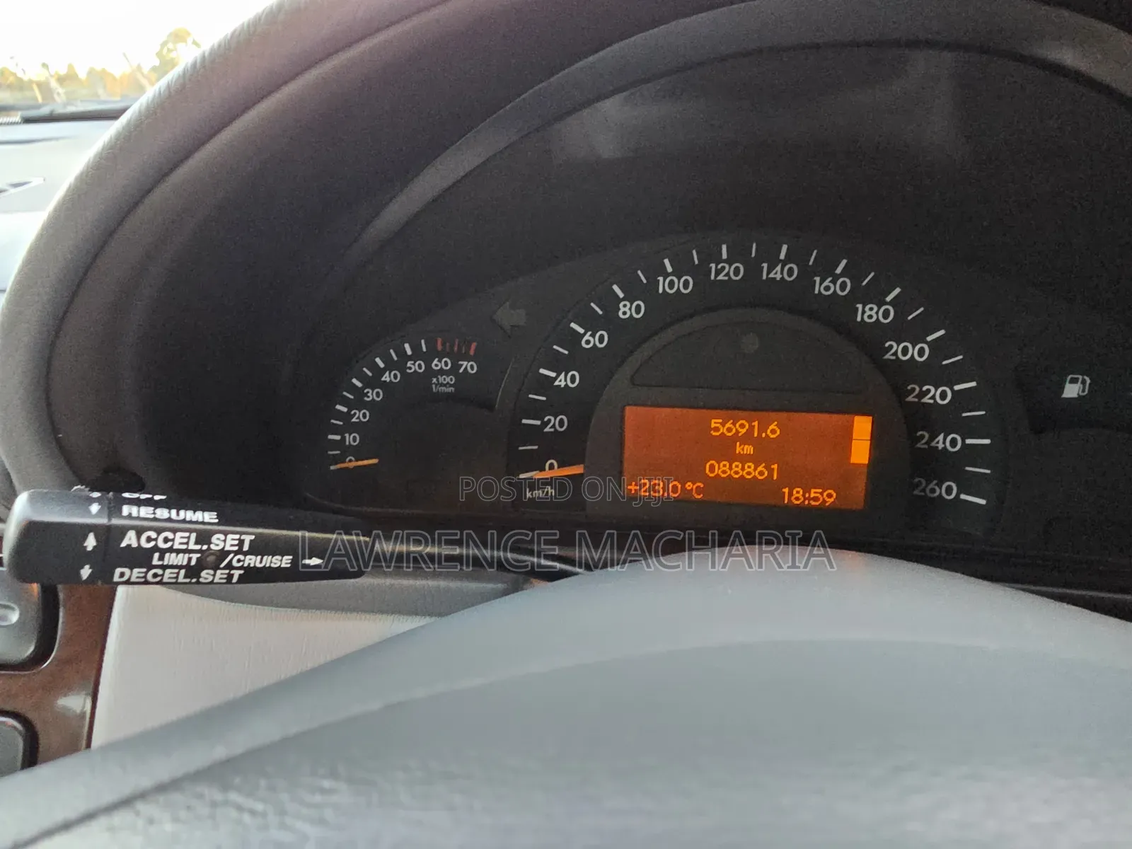 Mercedes-Benz C200 2002 Silver