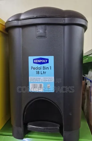 18L Plastic Pedal Bin Kenpoly With Removable Inner Bucket.