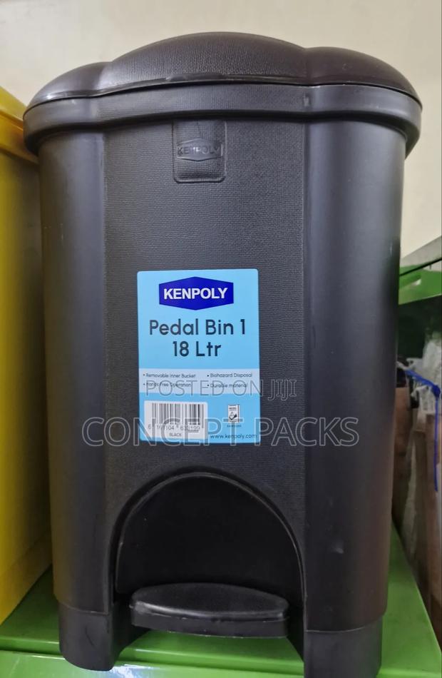 18L Plastic Pedal Bin Kenpoly With Removable Inner Bucket. - thumbnail 3