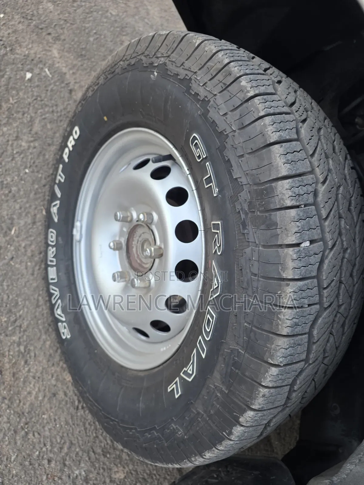 Toyota Hilux 2021 Silver