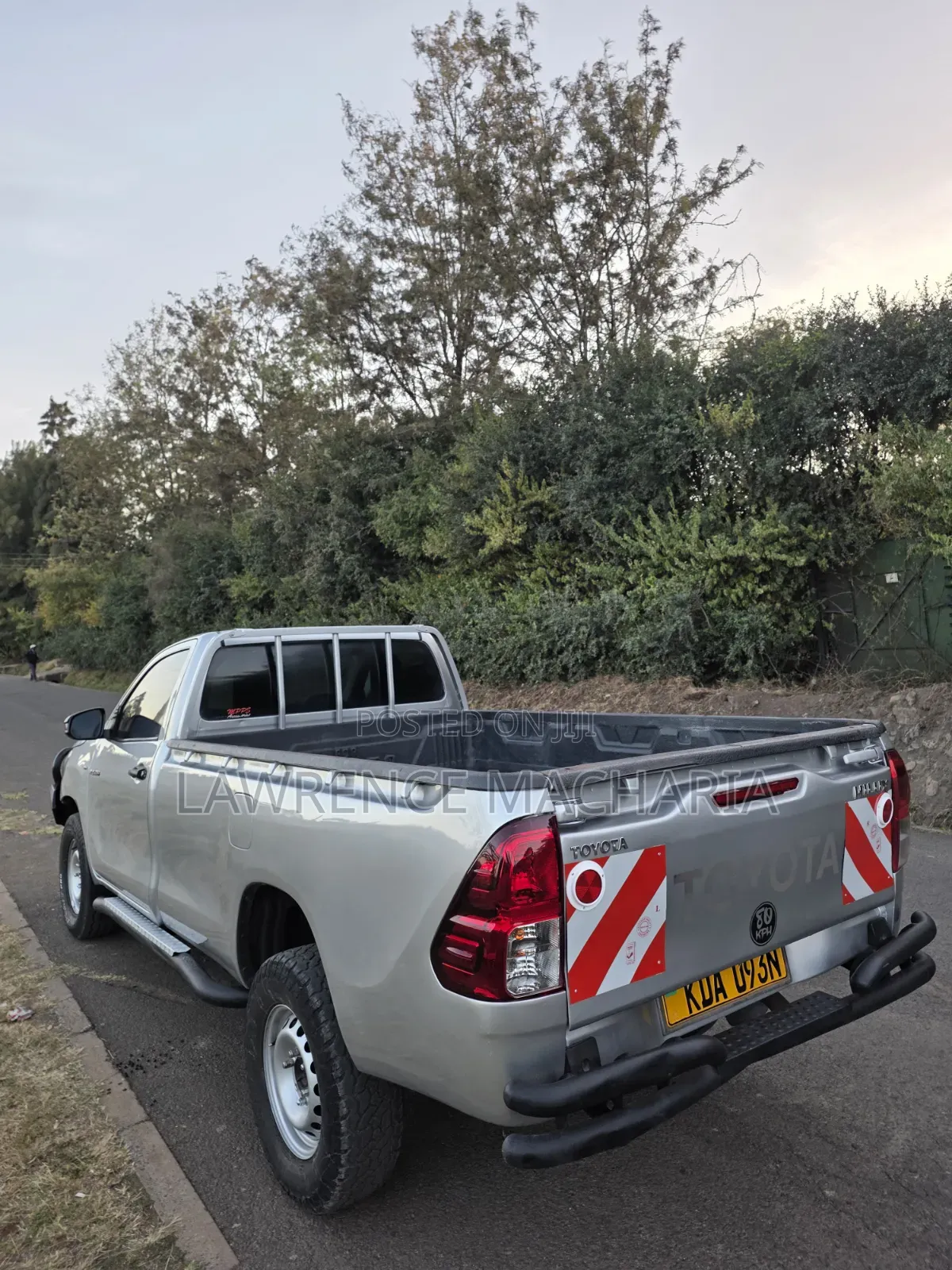 Toyota Hilux 2021 Silver