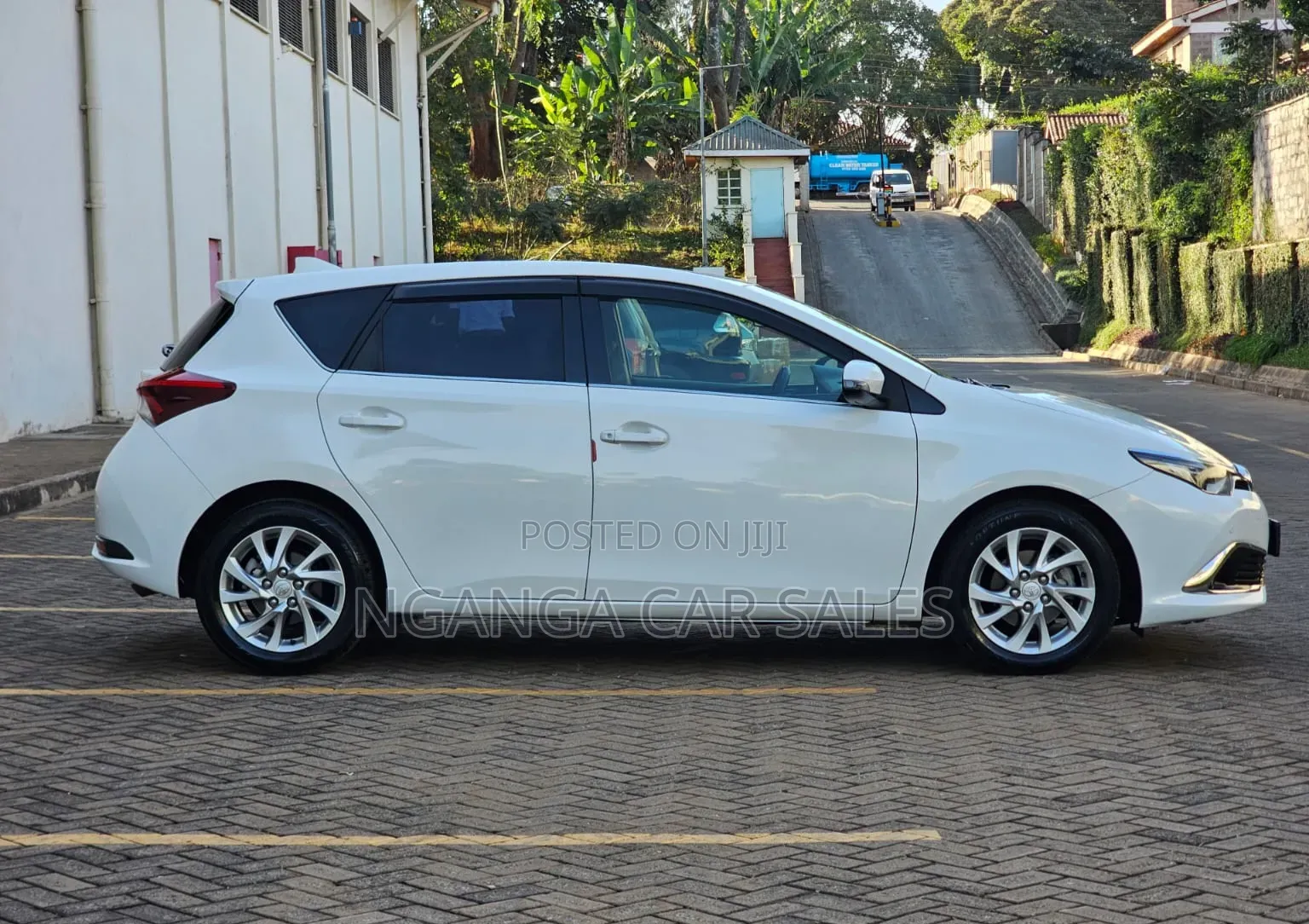 Toyota Auris 2016 White
