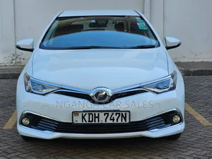 Toyota Auris 2016 White