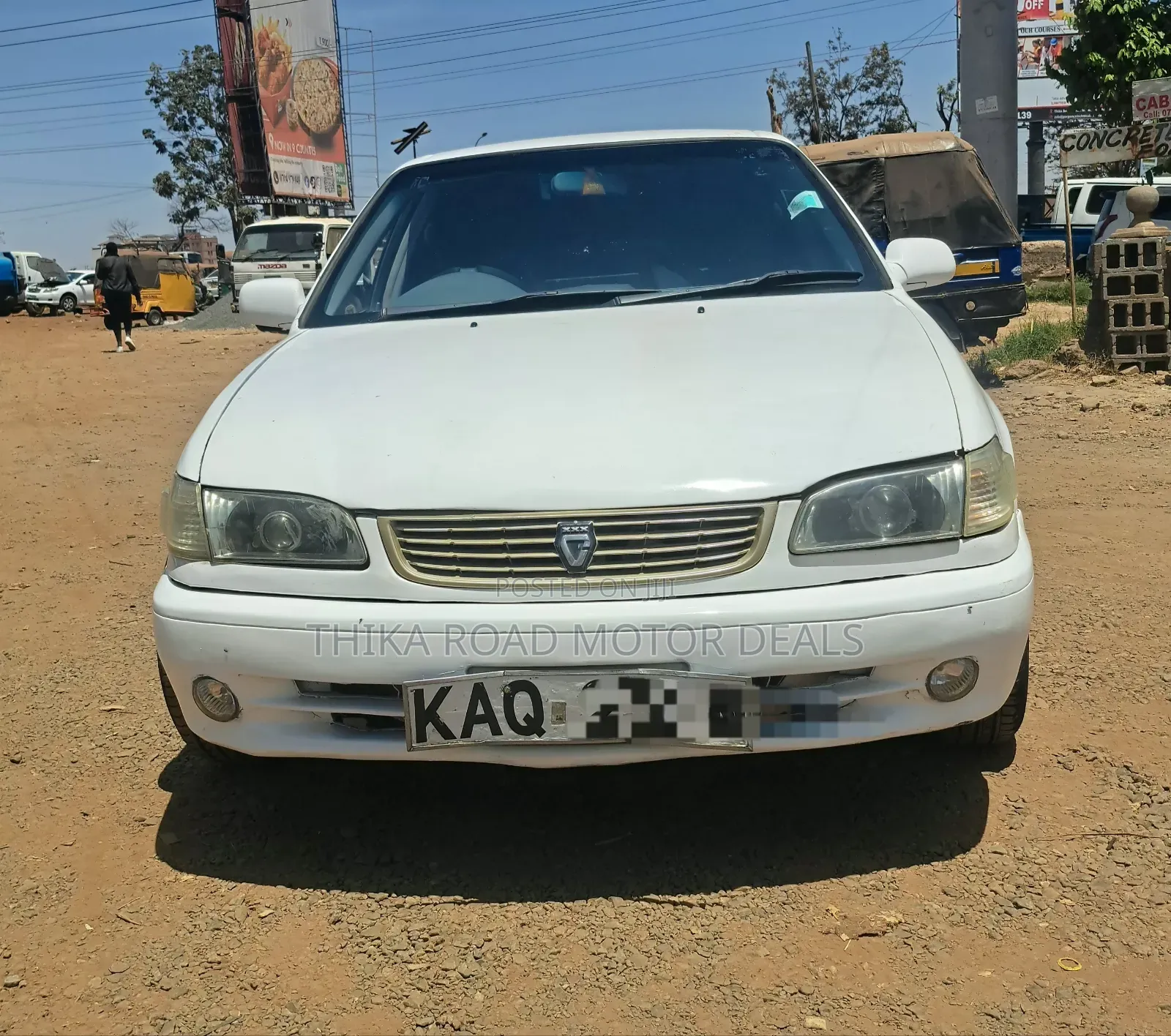 Toyota Corolla 1999 White