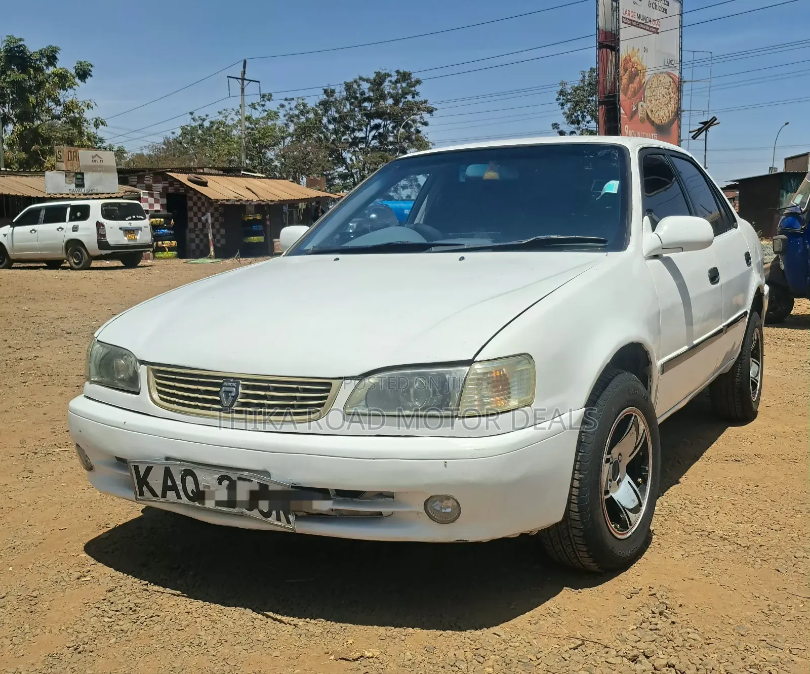 Toyota Corolla 1999 White