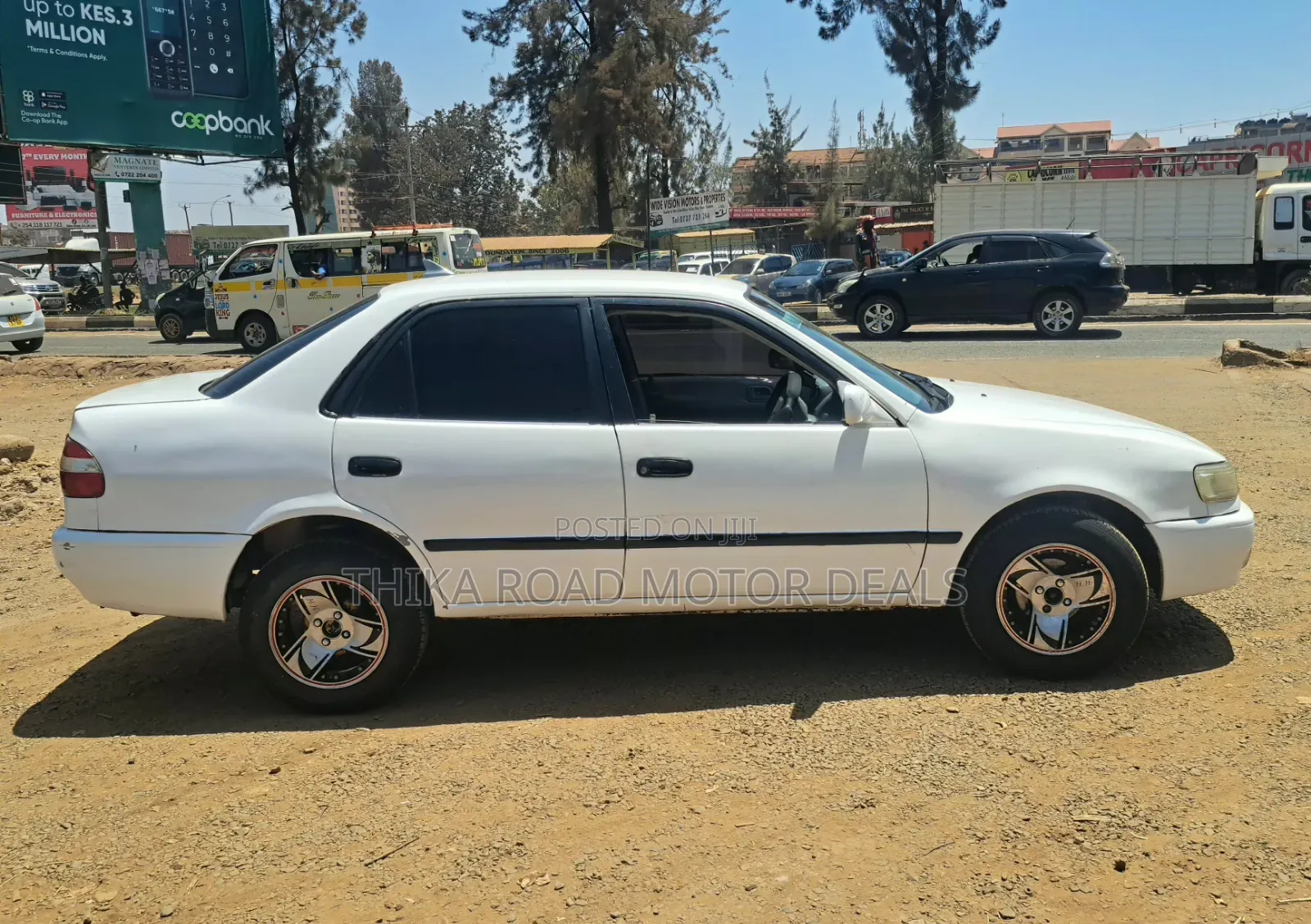 Toyota Corolla 1999 White