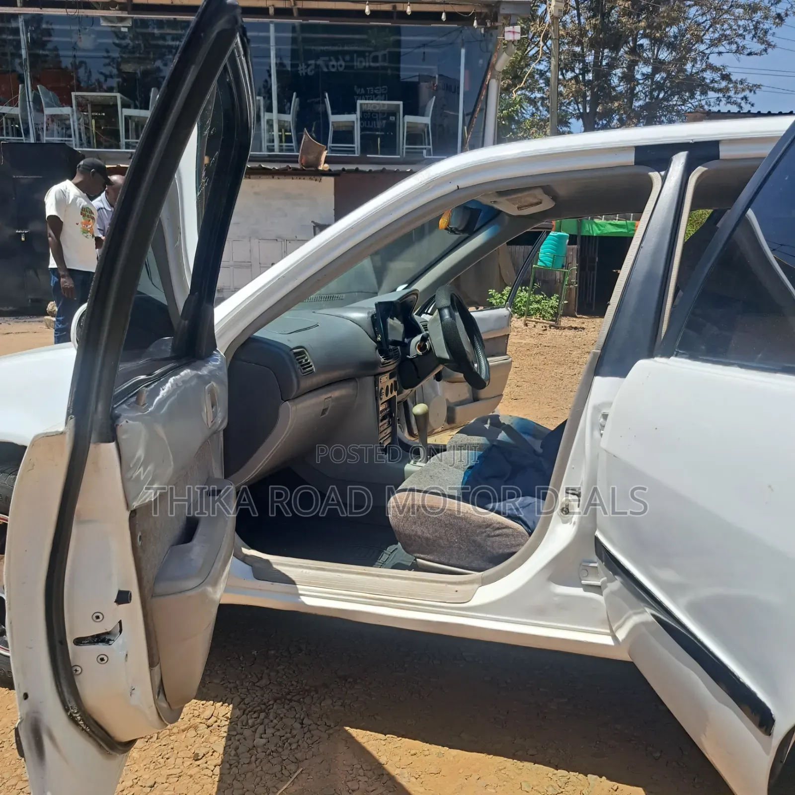 Toyota Corolla 1999 White