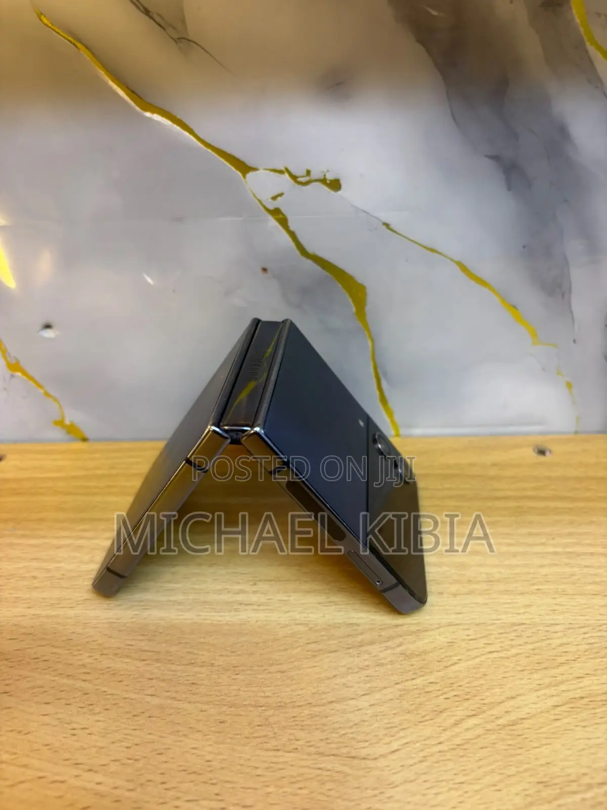 Samsung Galaxy Z Flip4 128 GB Black