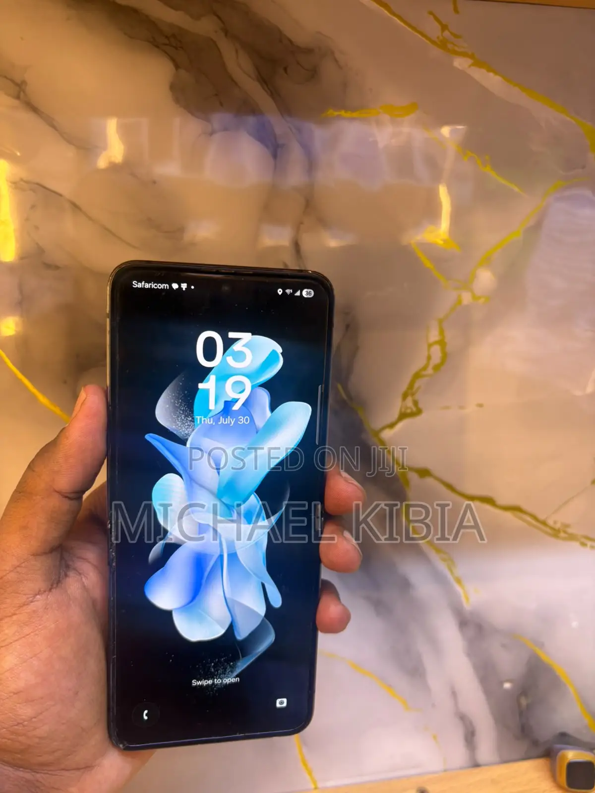 Samsung Galaxy Z Flip4 128 GB Black