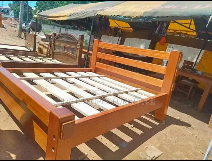 Super King Size {6by6}. Beams Mahogany Bed