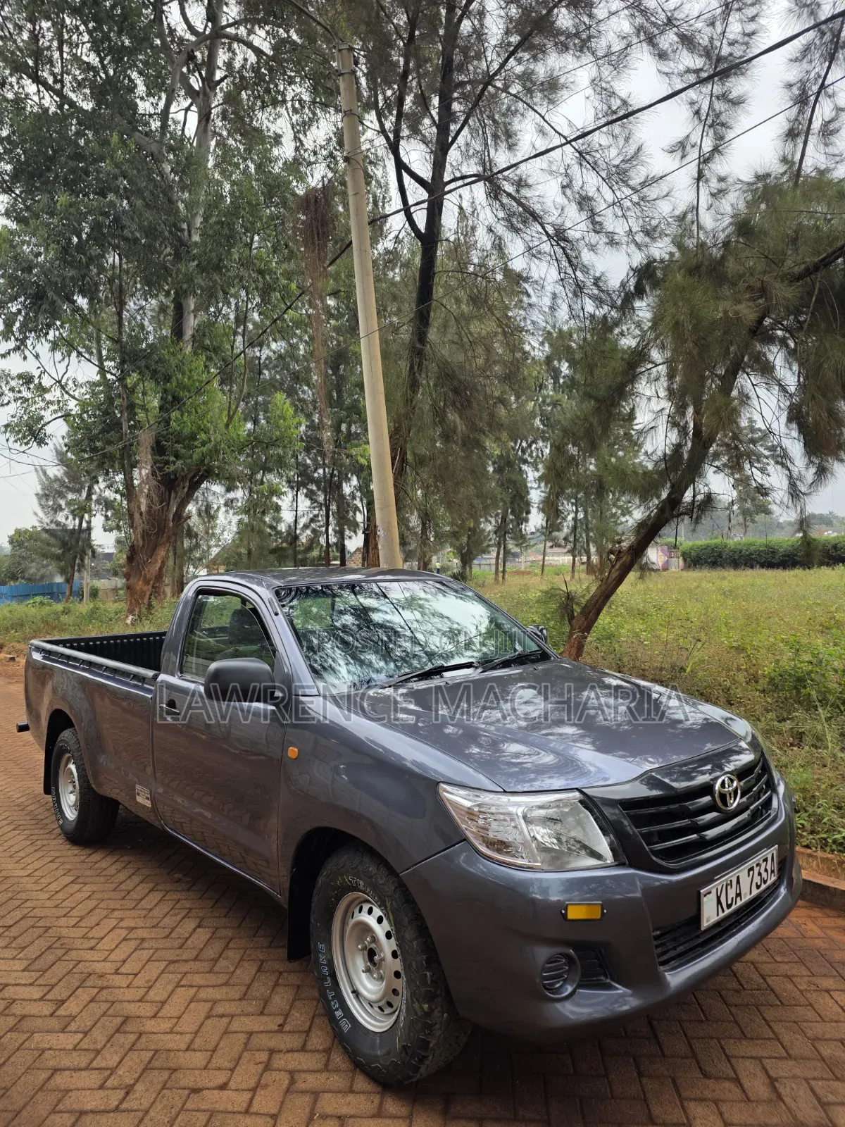 Toyota Hilux 2014 Gray