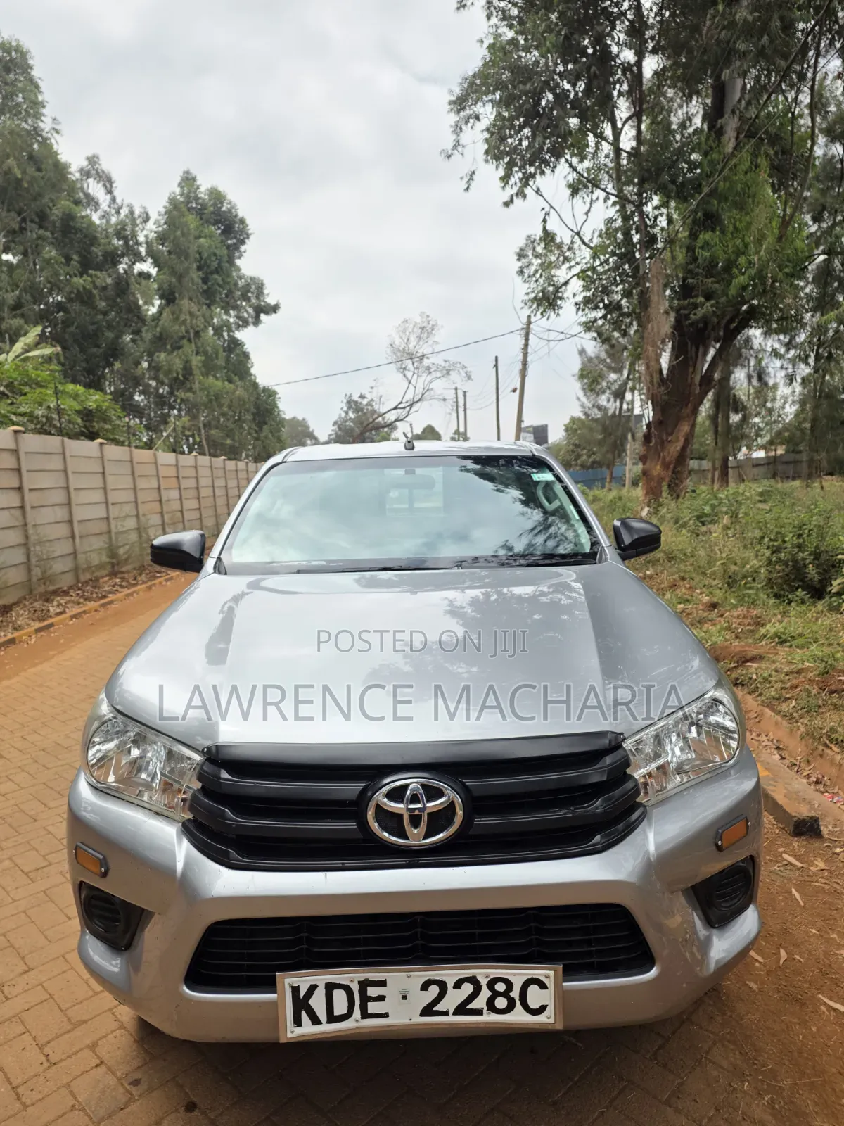 Toyota Hilux 2021 Silver
