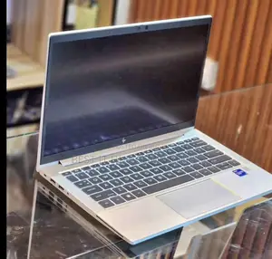 Laptop HP EliteBook 830 G8 16GB Intel Core i7 SSD 512GB