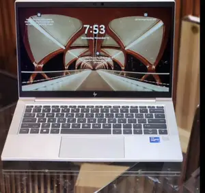 Laptop HP EliteBook 830 G8 16GB Intel Core i7 SSD 512GB