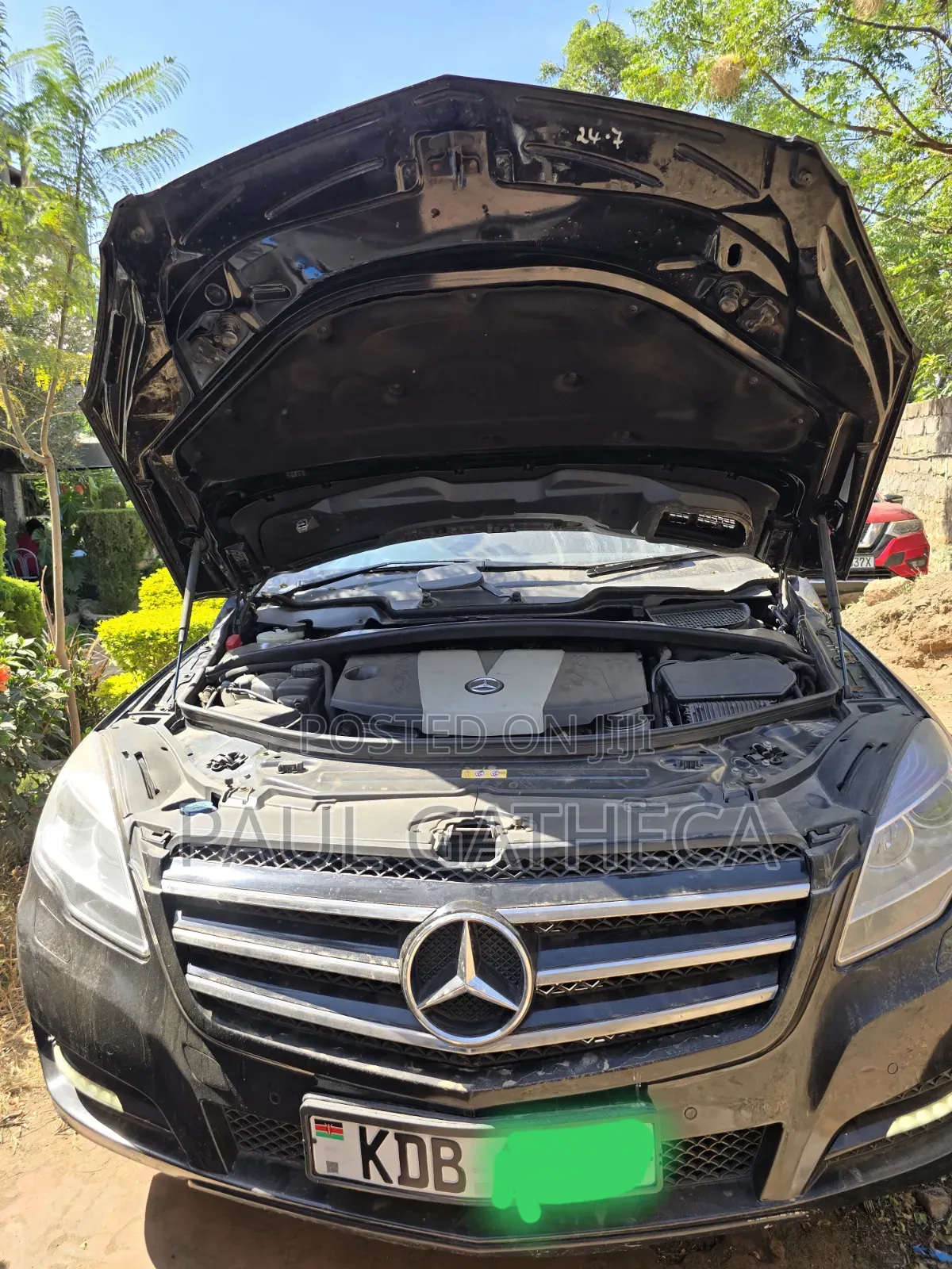 Mercedes-Benz R-Class 2013 Black