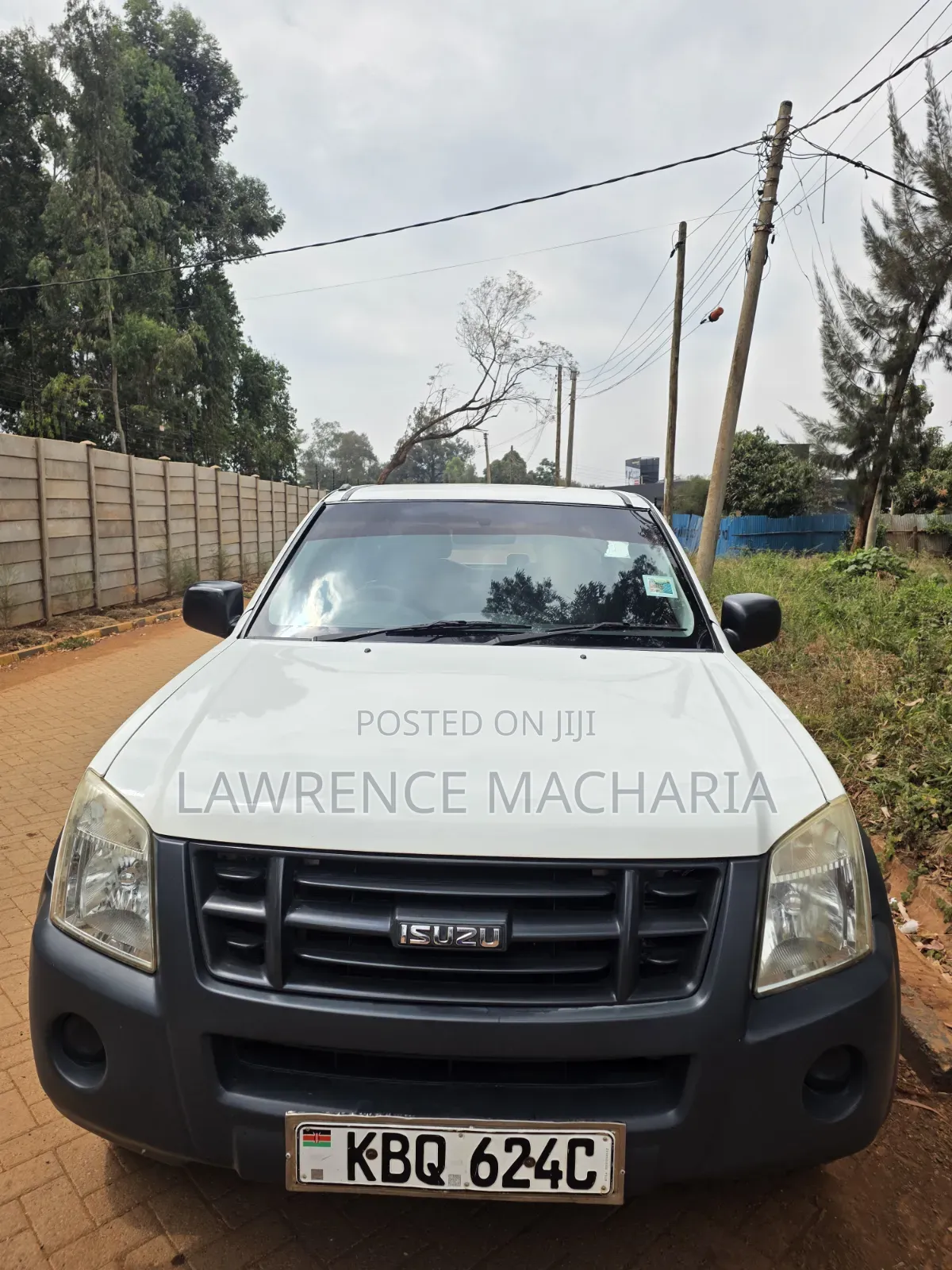 Isuzu D-MAX 2011 White