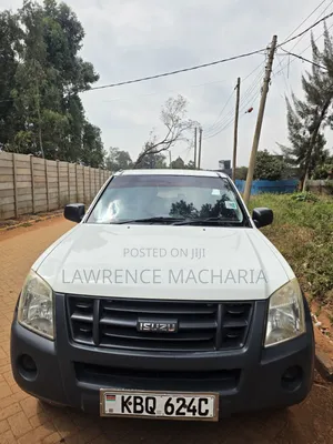 Isuzu D-MAX 2011 White