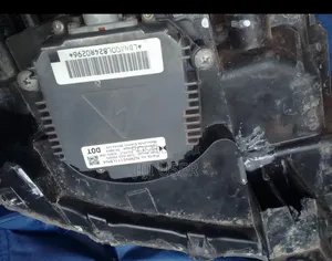 Nissan Xtrail Headlight
