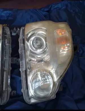 Nissan Xtrail Headlight