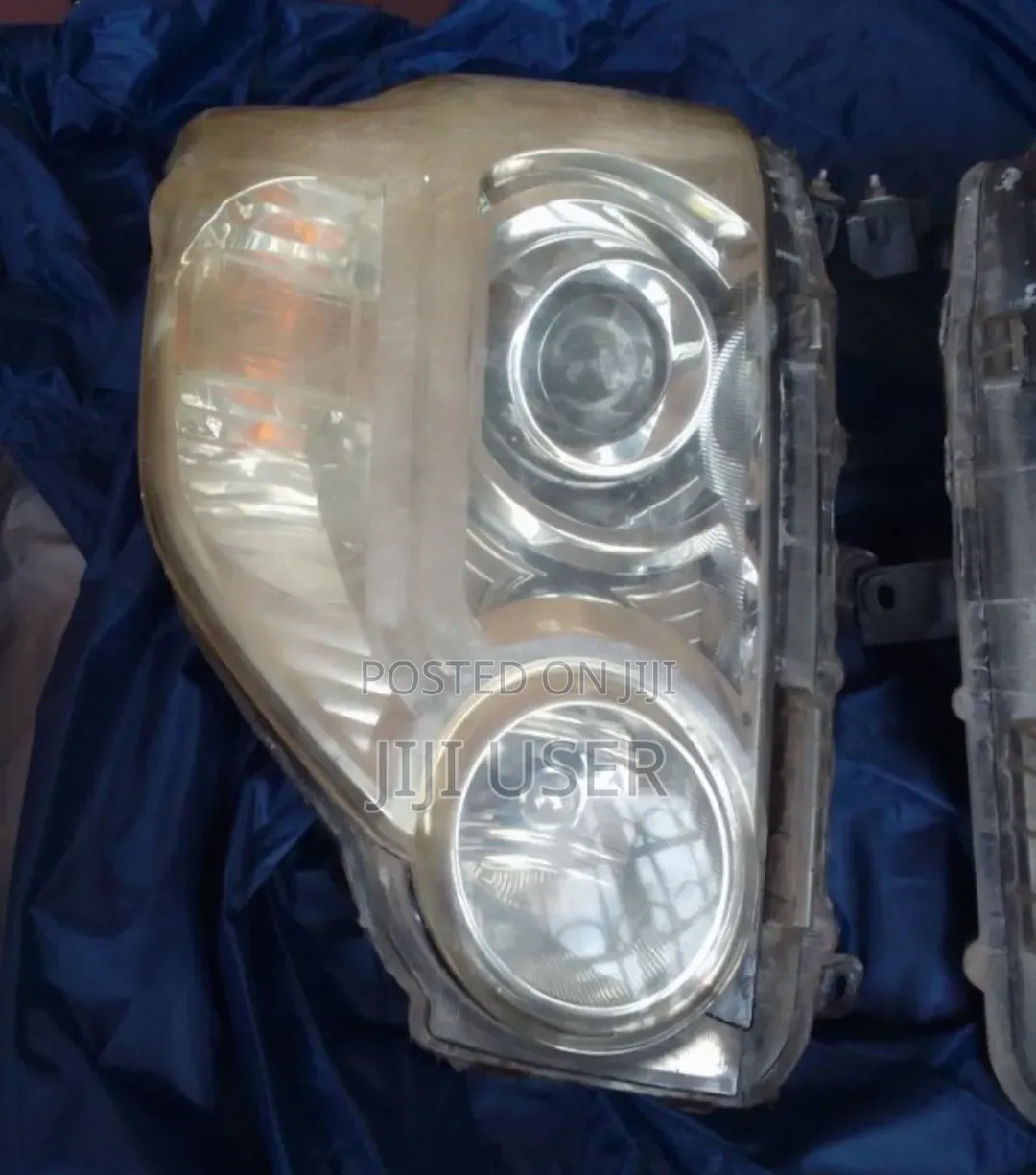Nissan Xtrail Headlight