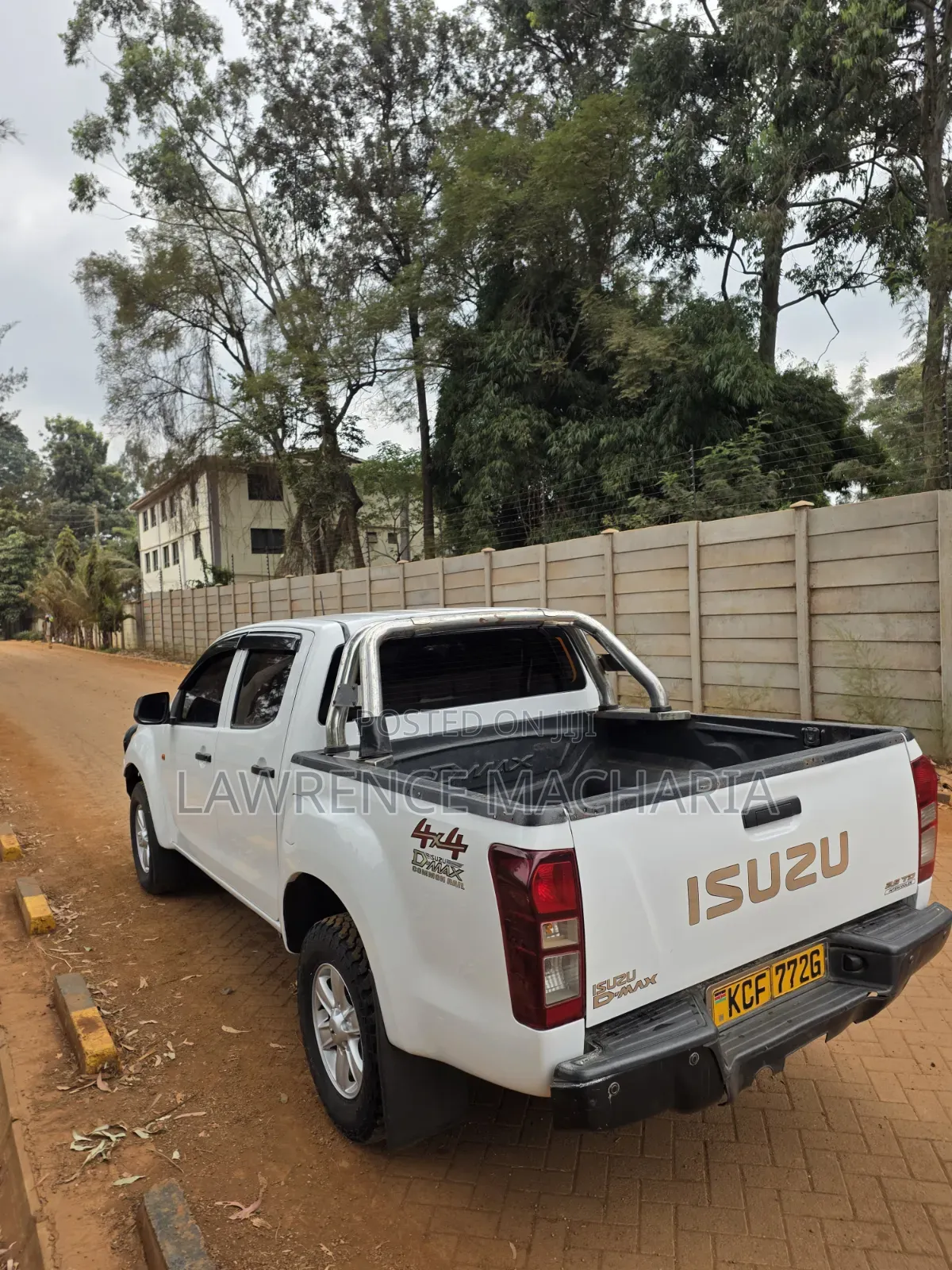 Isuzu D-MAX 2015 White