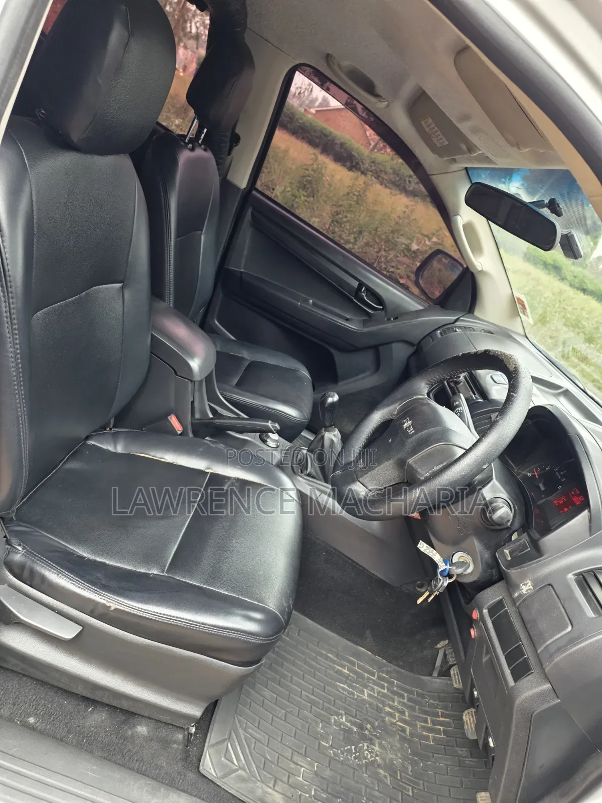 Isuzu D-MAX 2015 White