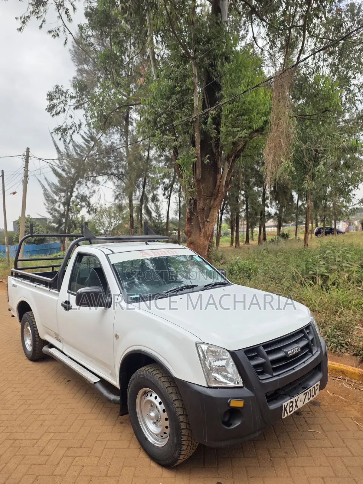 Isuzu D-MAX 2013 White