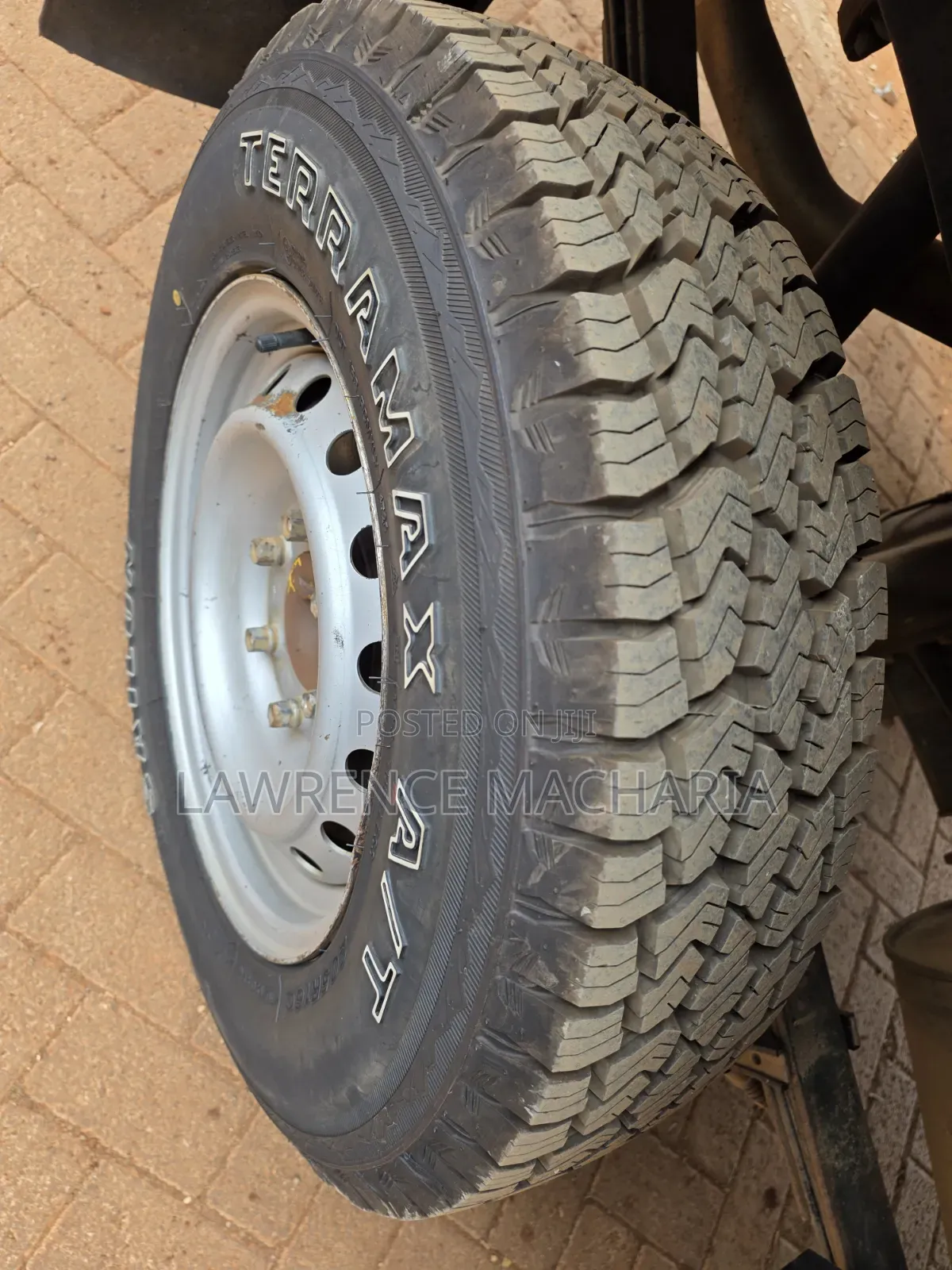 Isuzu D-MAX 2025 Silver