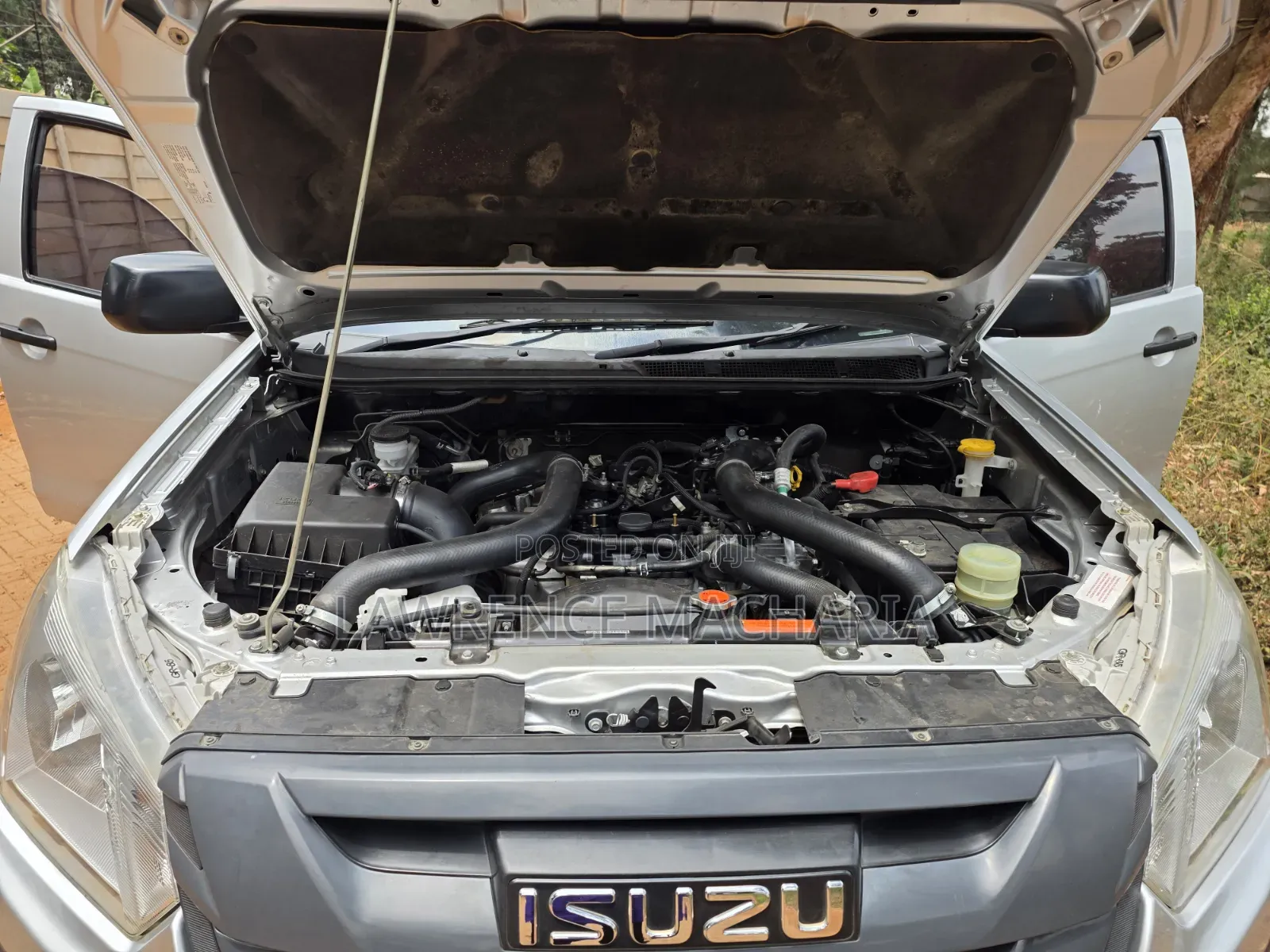Isuzu D-MAX 2025 Silver