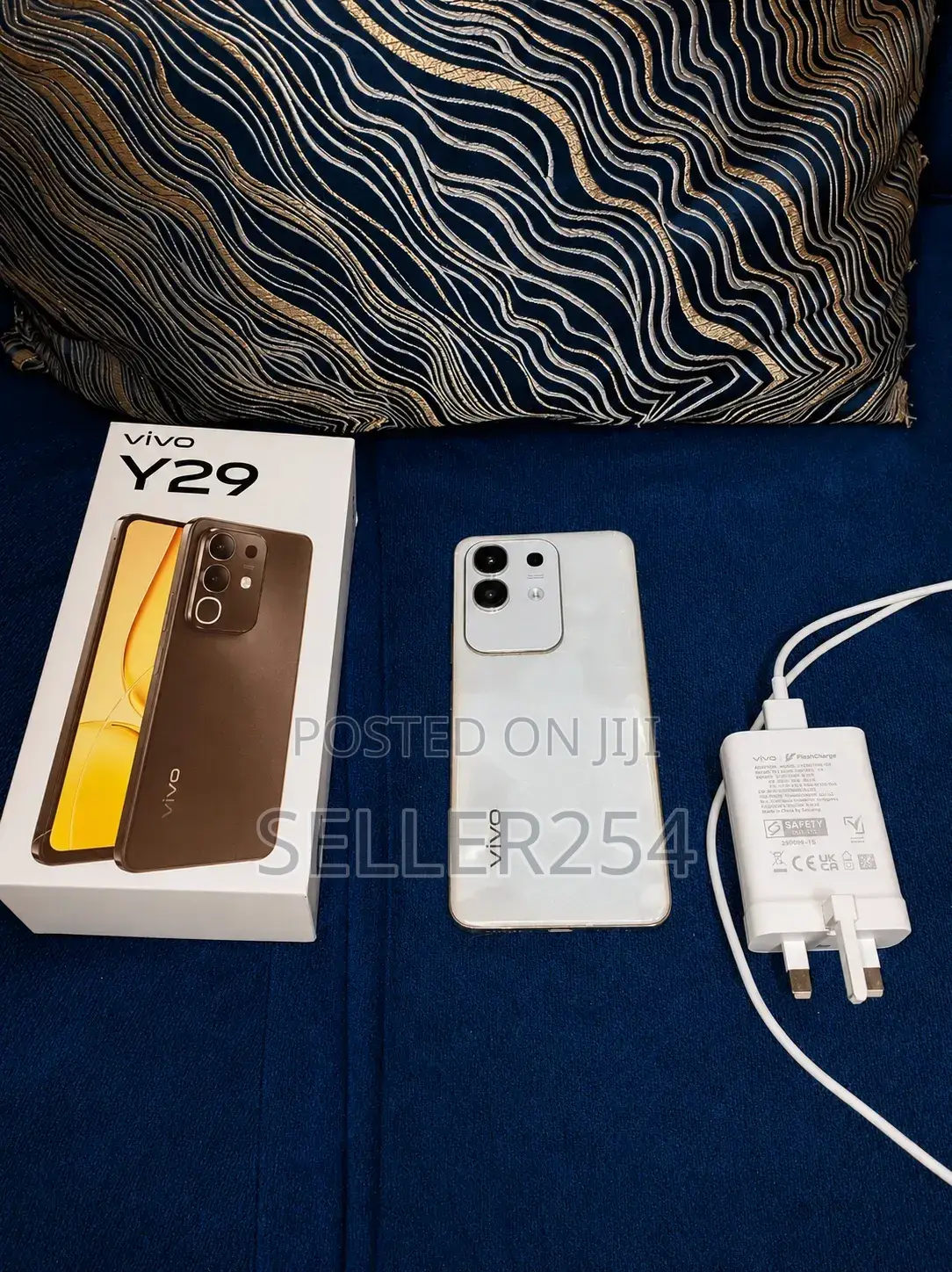 Vivo Y29 128 GB Silver