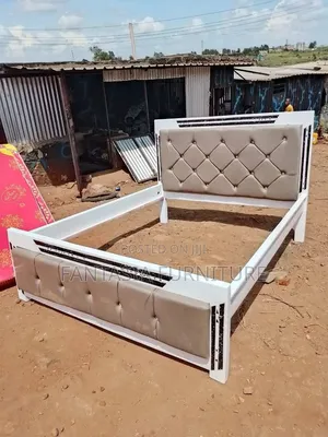 5 by 6 Mocket Bed.