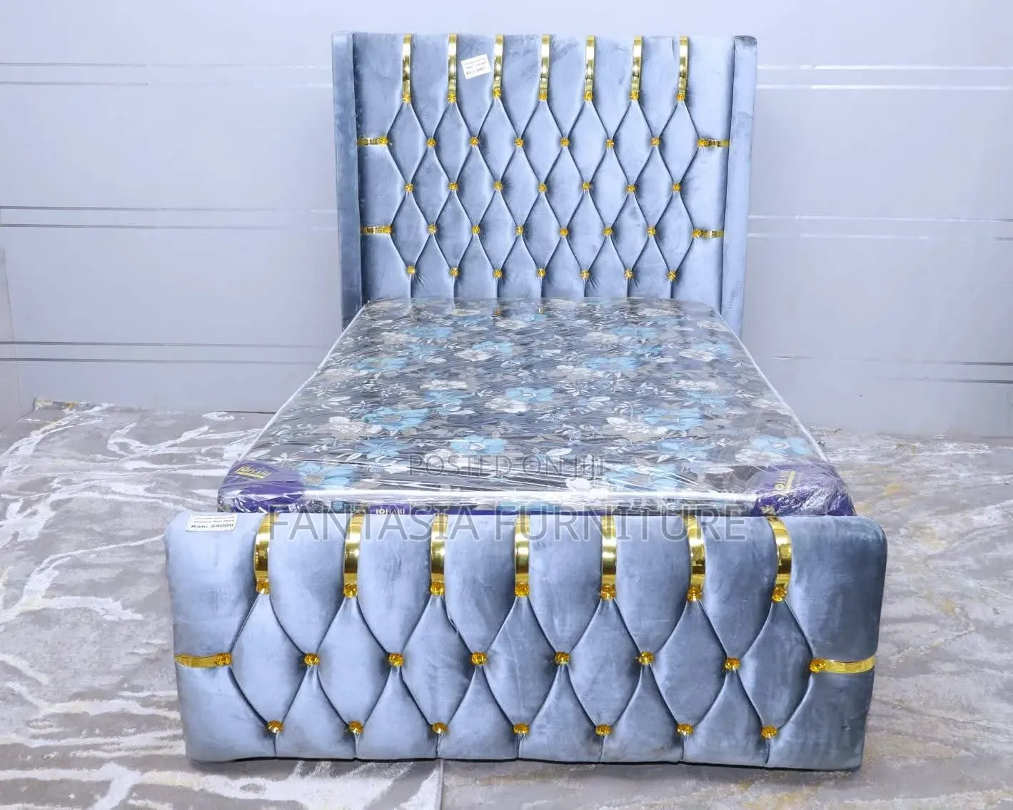 4 by 6 Light Blue Bed