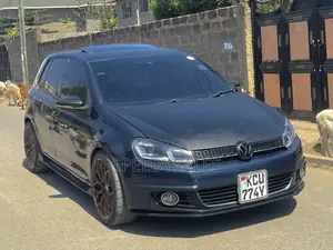 Volkswagen Golf R 2012