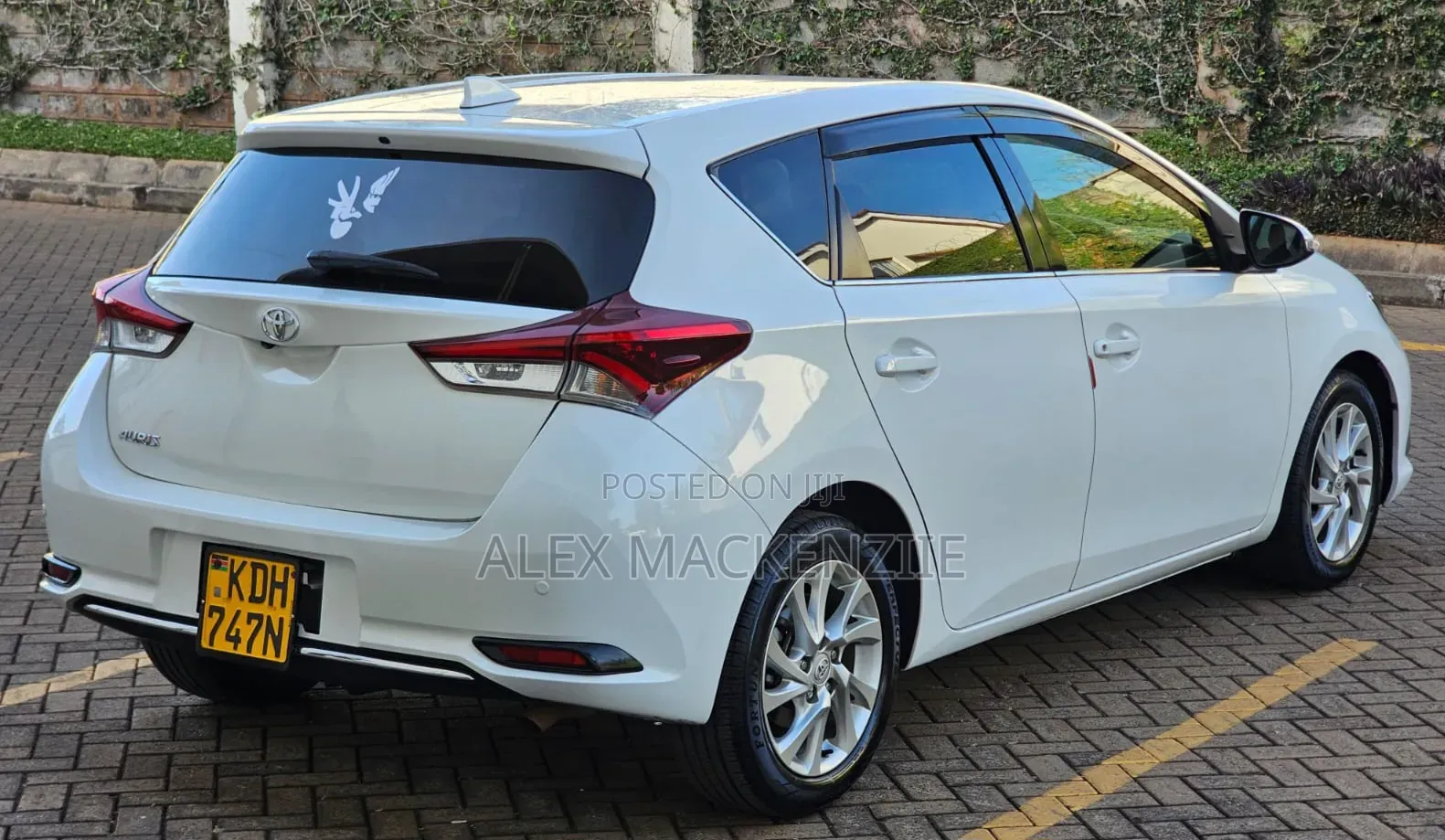 Toyota Auris 2016 White