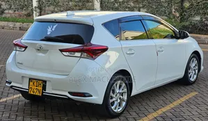 Toyota Auris 2016 White