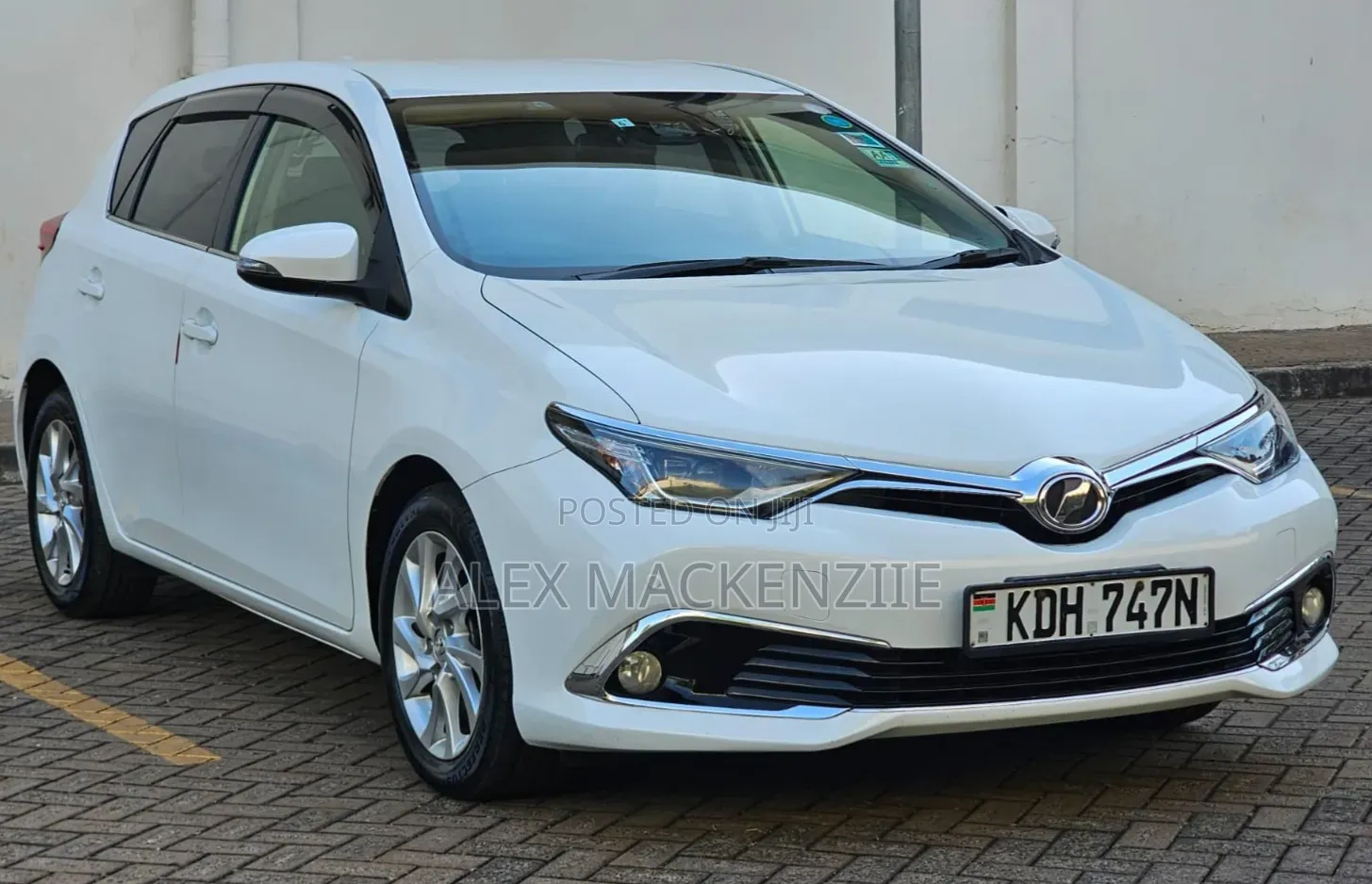 Toyota Auris 2016 White
