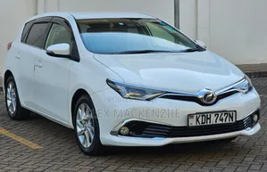 Toyota Auris 2016 White