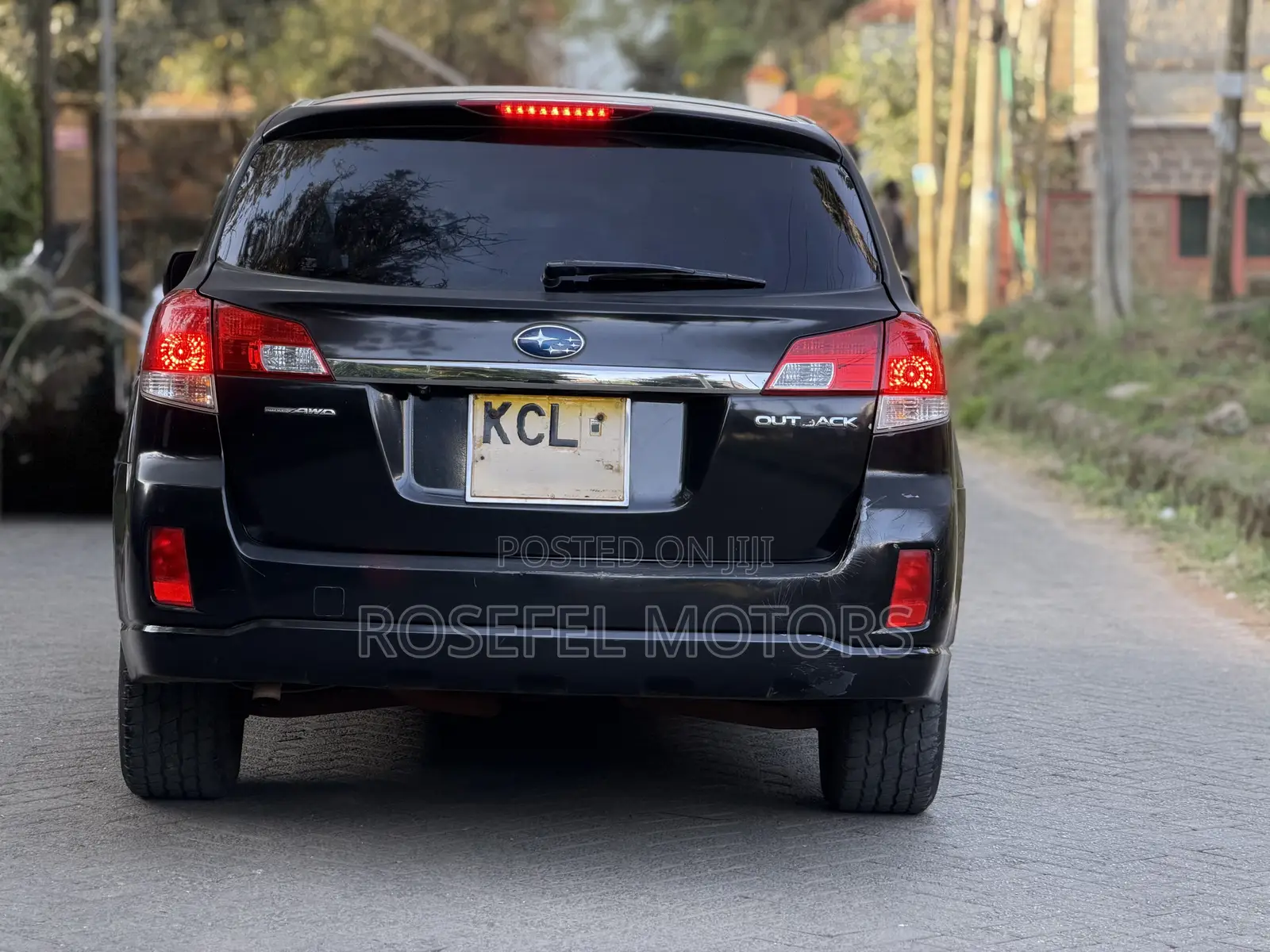 Subaru Outback 2.5i Limited 2010 Black